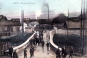 Sortie de l'usine au début des années 1900