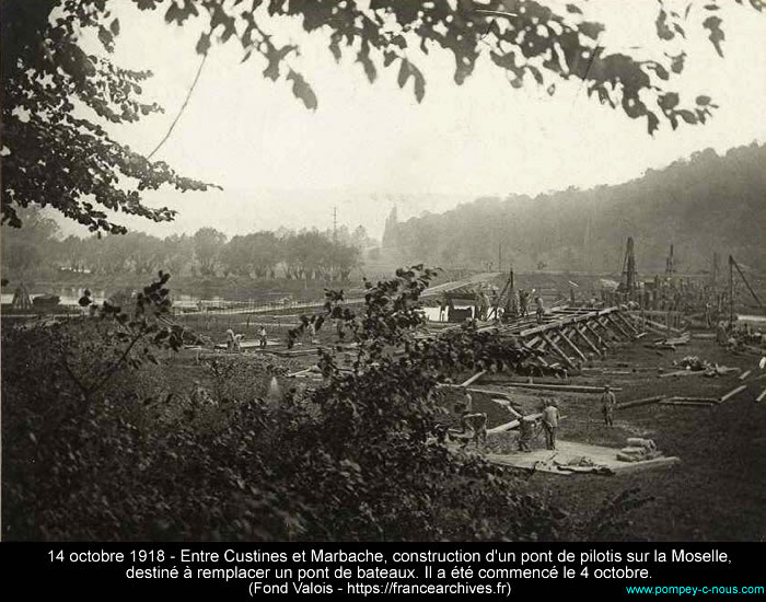 14 octobre 1918, construction d'un pont sur pilotis, sur la Moselle entre Custines et Marbache