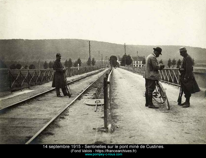 1915 - Sentinelles sur le pont miné de Custines