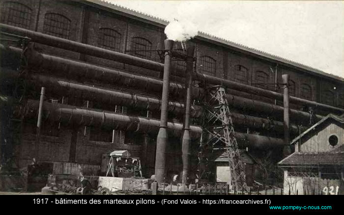 1917 - Bâtiments abritant les marteaux-pilons
