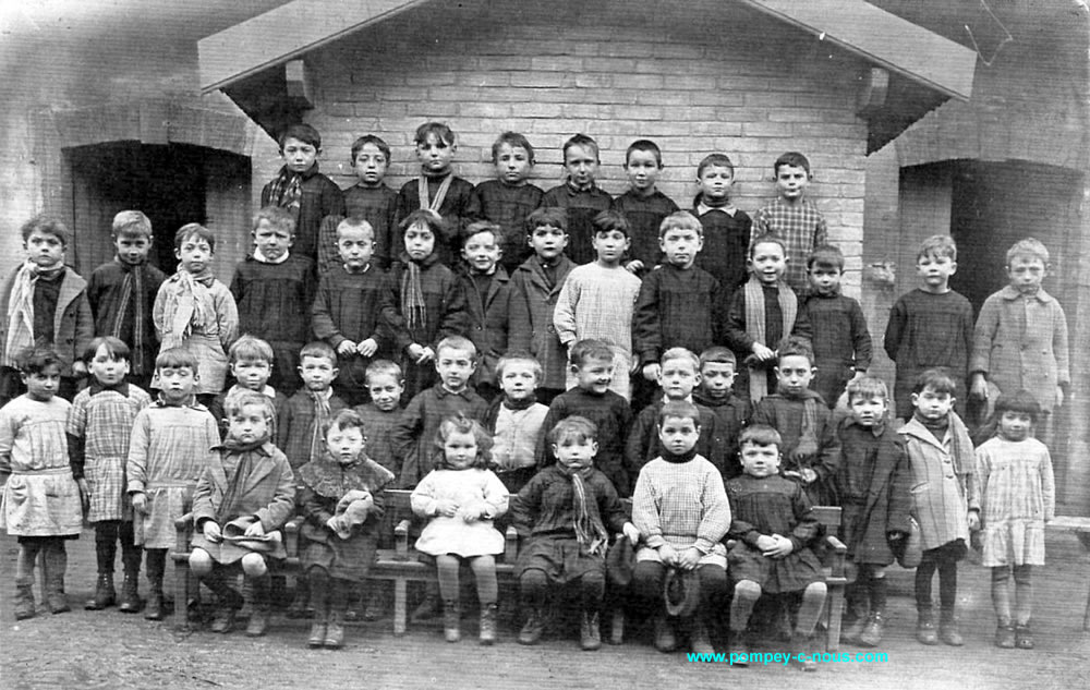 École saint-Euchaire à Pompey en 1926