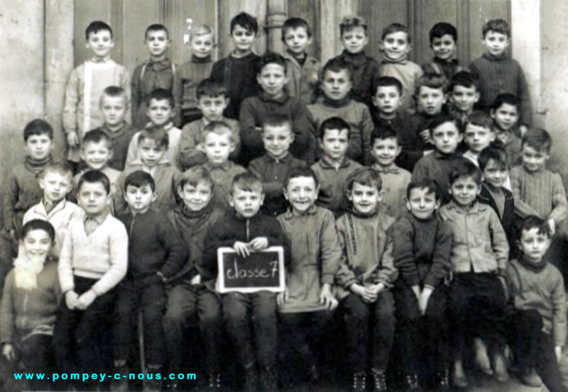 Ecole du centre( Gustave Eiffel), classe de garçons en 1962 (Photographie n° 277)