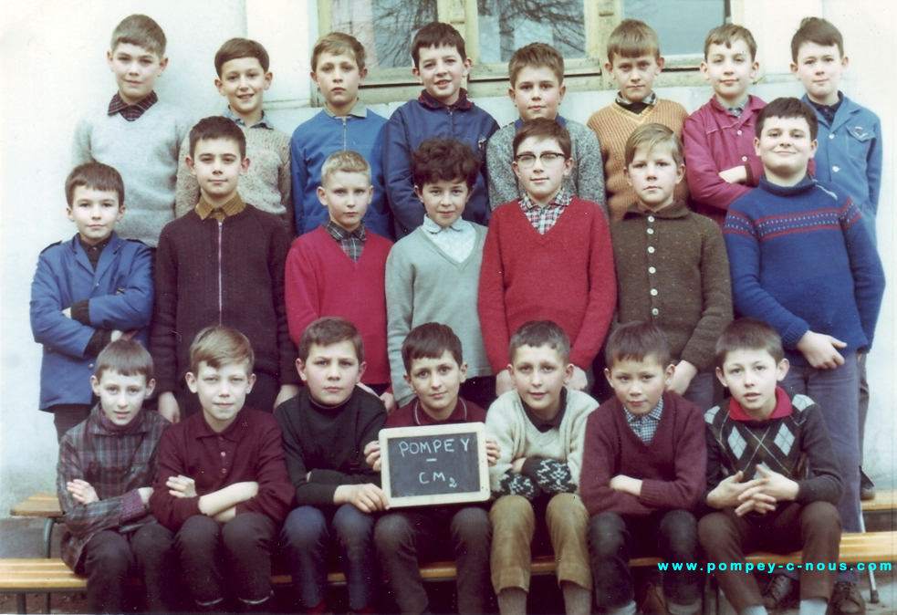 Classe de CM2 garçons de l'école du centre de Pompey en 1966-1967 (Photographie n°104 ; dépôt de François HOUIN)