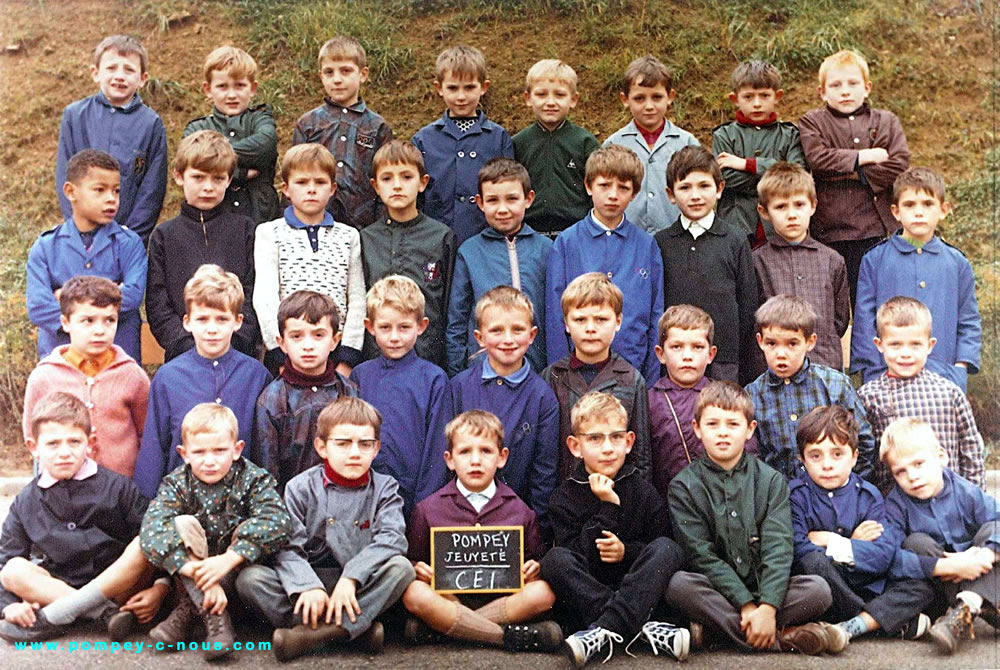 Classe de CE1 à l'école Jeuyeté en 1968-1969