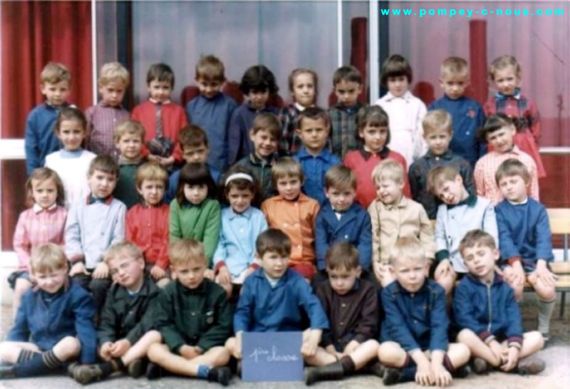 Groupe de la maternelle Jeuyeté en 1968 (Photographie n° 200)