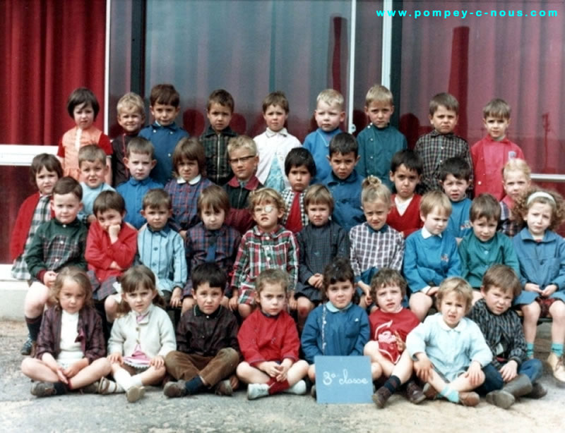 Ecole Jeuyeté, classe de maternelle en 1968 (Photographie n° 217)