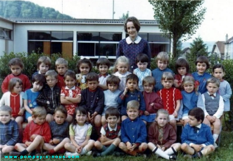 Groupe de la maternelle Jeuyeté en 1969 (Photographie n° 199)