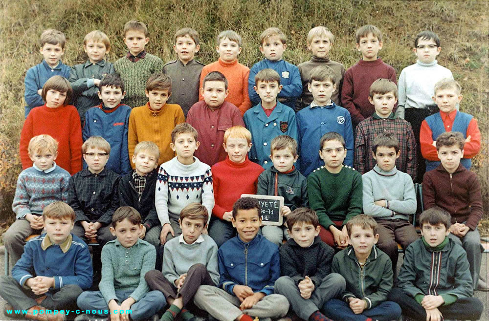 Classe de CE1 à l'école Jeuyeté en 1970-1971
