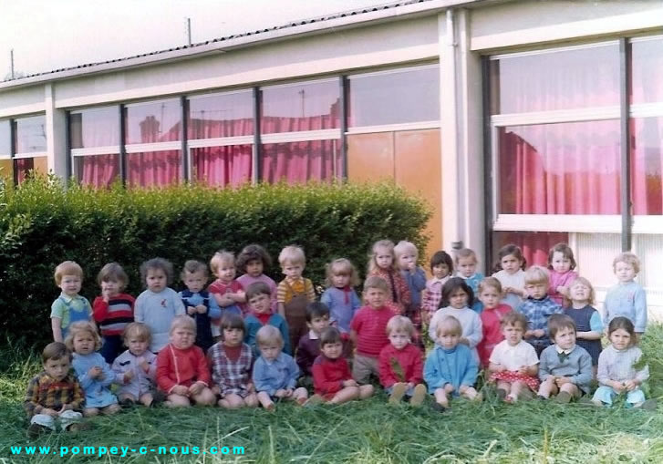 Classe de la maternelle du Jeuyeté de Pompey en 1973 (Photographie n° 184 )