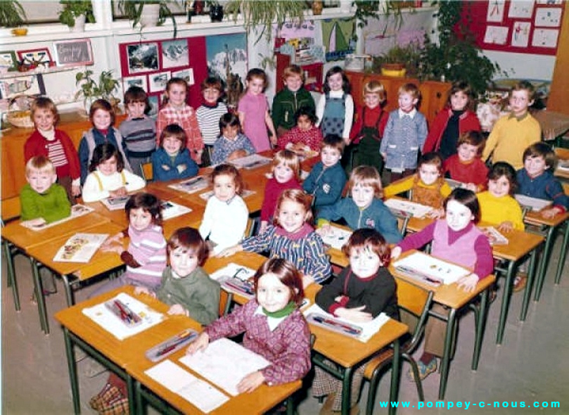 Classe de maternelle à l'école Jeuyeté en 1978 (Photographie n°154 ; dépôt de Stéphane Albert)