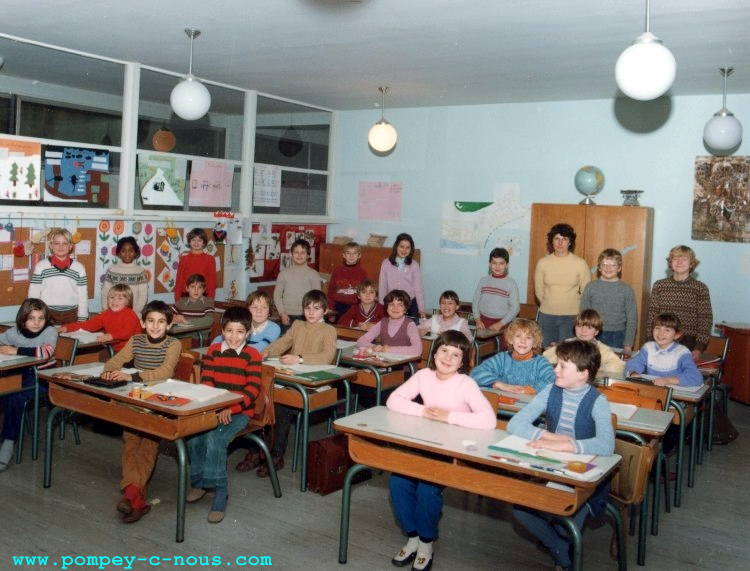 Ecole Jeuyeté, classe de CE2 en 1982-1983 (Photographie n° 247)