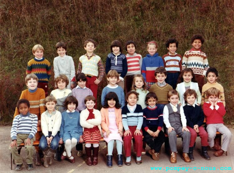 Ecole Jeuyeté, classe de CE2 ou CM1 en 1982 (Photographie n° 243)