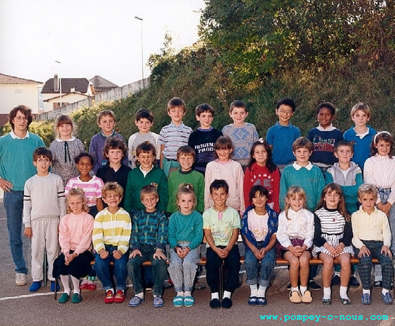 Ecole Jeuyeté, classe de CE2 en 1988-1989 (Photographie n° 251)