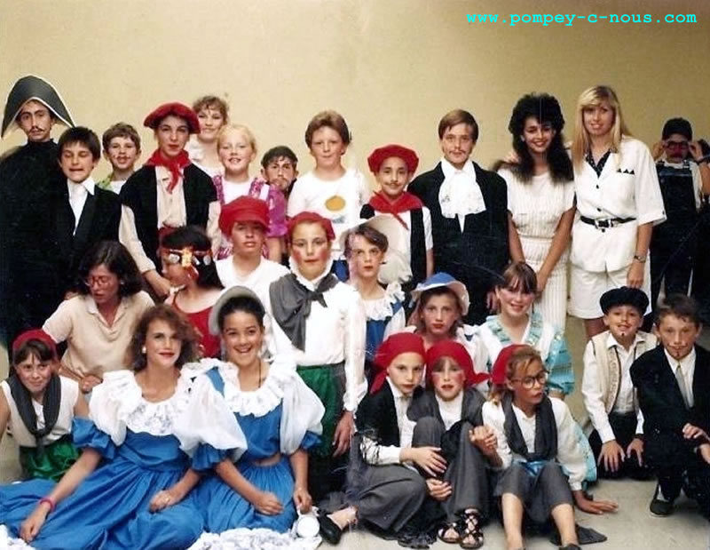 Classe de CM2 à l'école du centre de Pompey en 1988 (Photographie n°310)