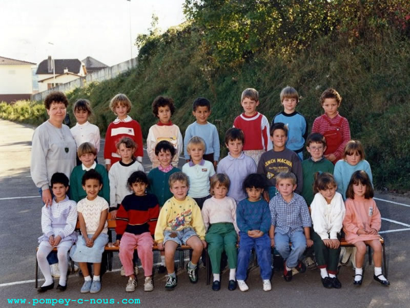 Ecole Jeuyeté, classe de CP en 1989 (Photographie n° 213)