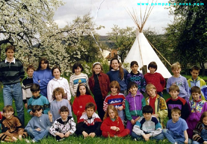 Classe de CM1 à l'école du centre de Pompey en 1992 (Photographie n°323)
