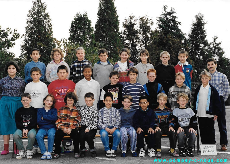 Classe de CE2 de l'école Jeuyeté en 1994-1995