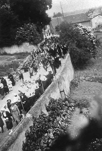 Procession à Pompey