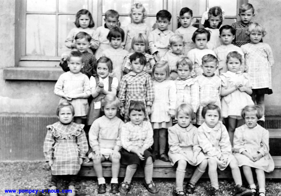 Jardin d'enfants de Pompey en 1953-1954