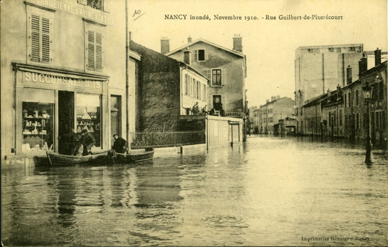 La Meurthe dans les rues de Nancy - carte postale originale