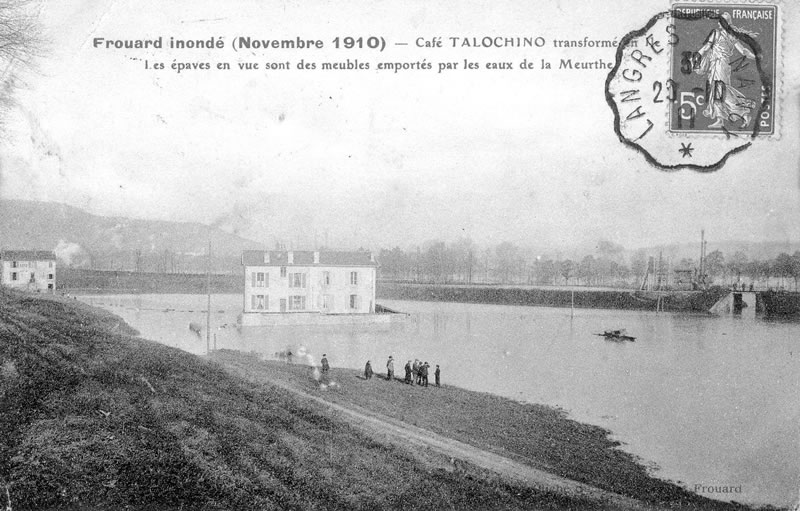 La Meurthe est sortie de son lit à Frouard - carte postale originale